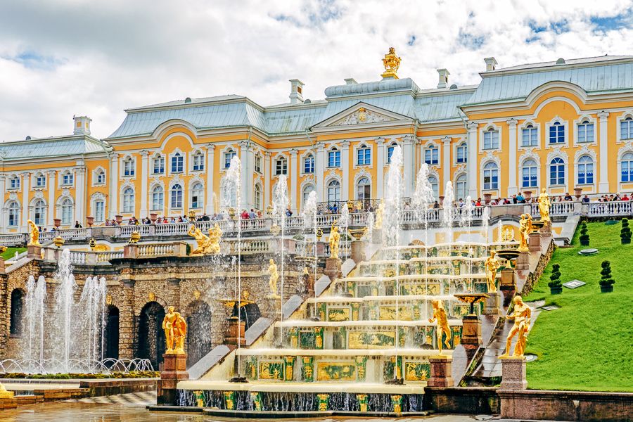 The Grand Palace - Peterhof